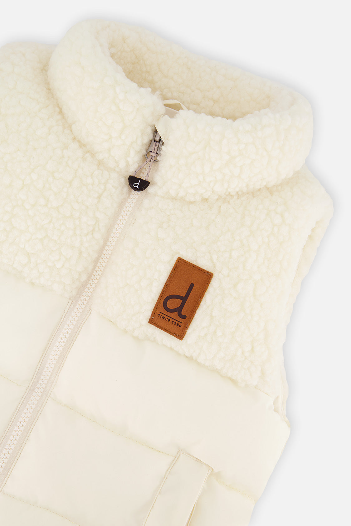 Deux par Deux off-white sherpa and quilted vest for girls, view 3
