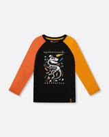 Black Long Sleeve Raglan T-Shirt With Glow-In-The-Dark Dinosaur Print | Deux par Deux | Jenni Kidz