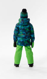 Child wearing the lightweight CHILL jacket and colorblock snow pants by Deux par Deux