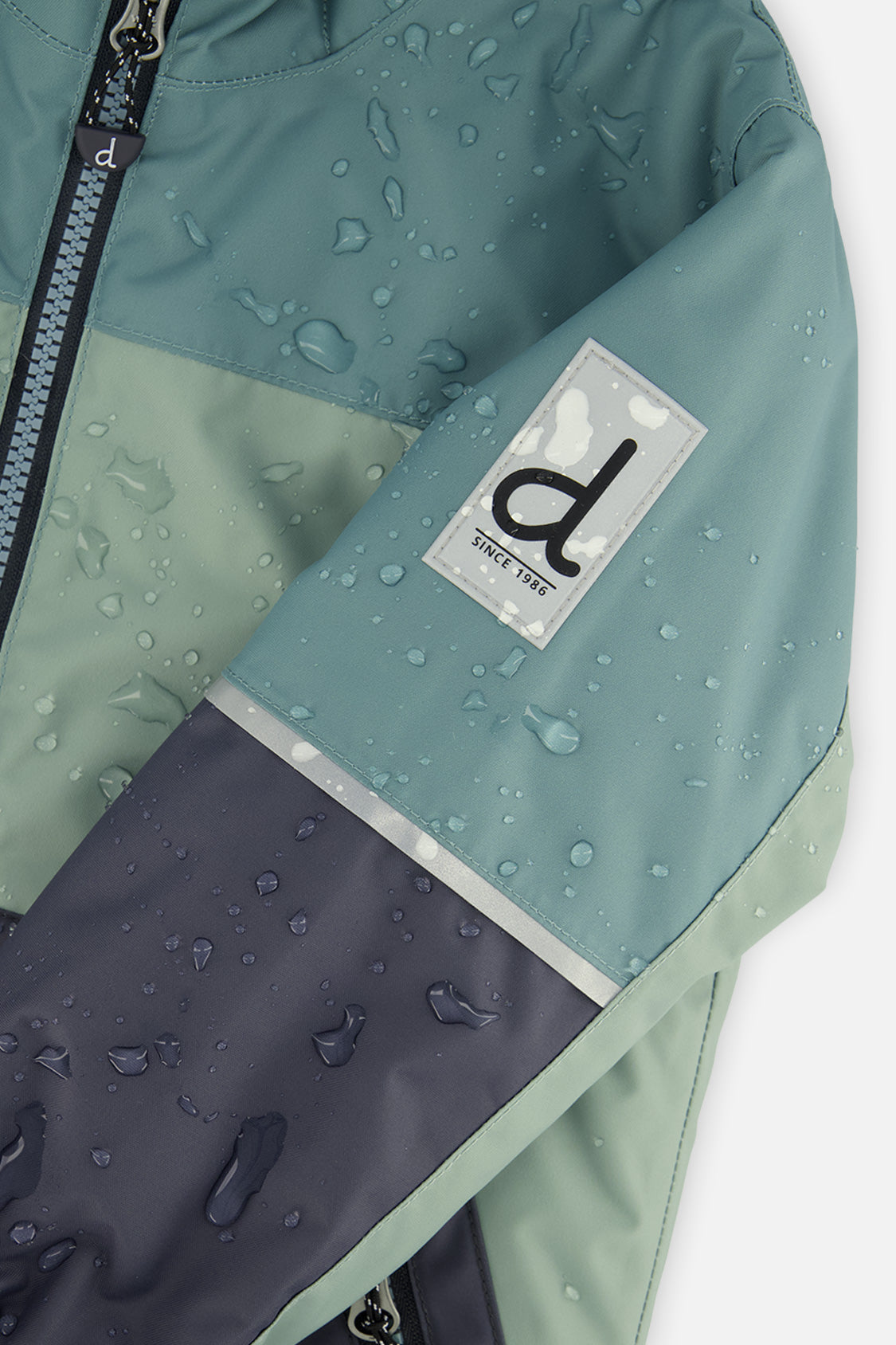 Deux par Deux boys' CHILL lightweight two-piece snowsuit in Sage Green, additional product view