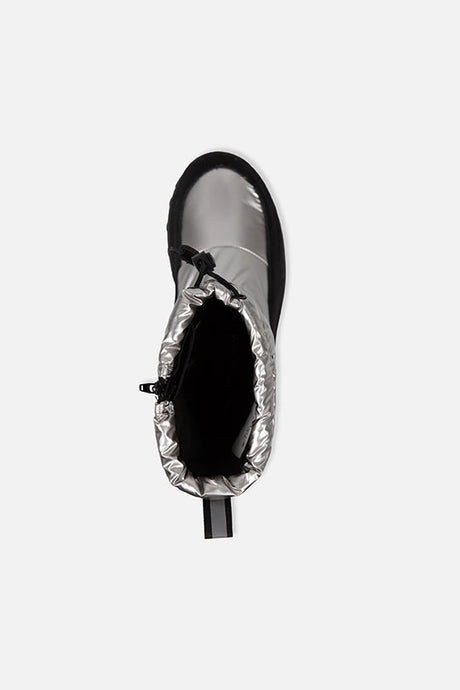 Deux par Deux girls' silver quilted winter boots – top view of the drawstring opening