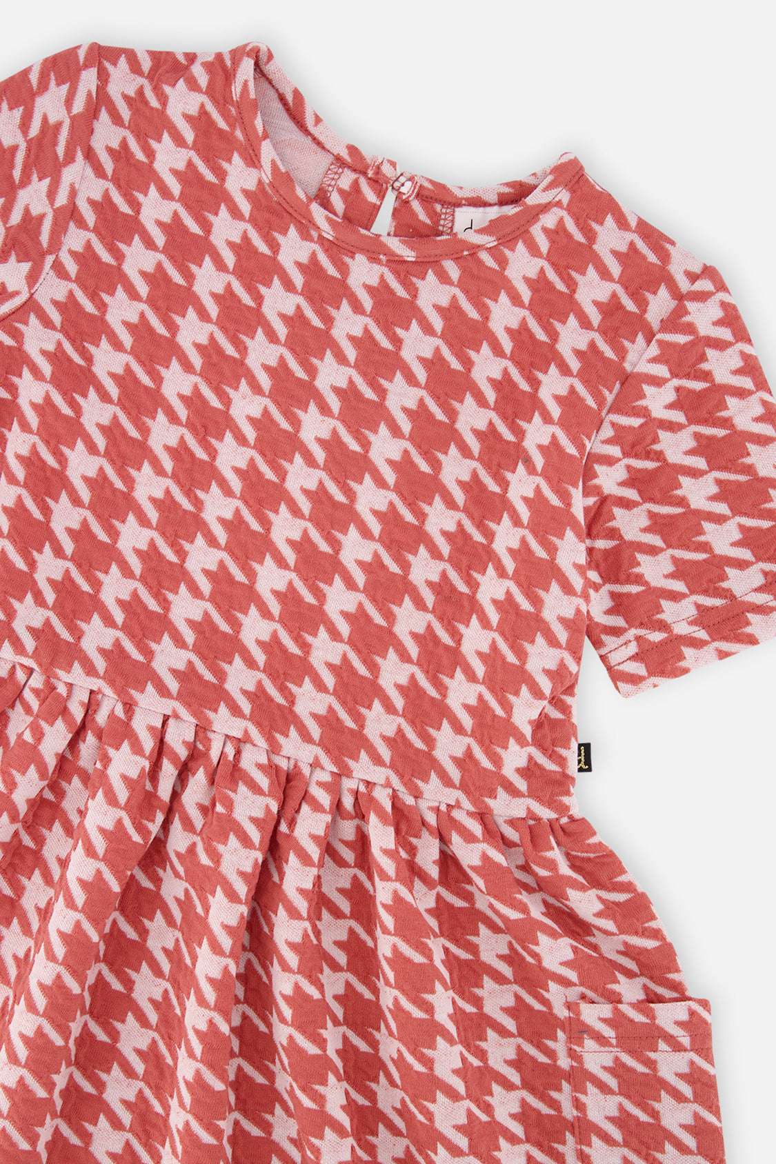 Deux par Deux Short Sleeve Dress With Pockets Pink And White Houndstooth