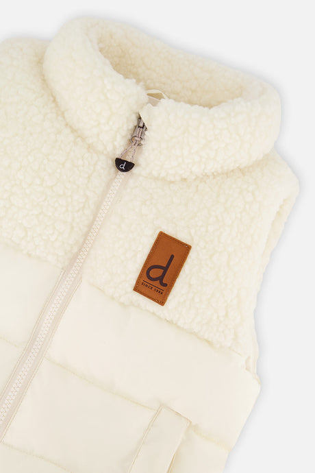 Deux par Deux off-white sherpa and quilted vest for girls, view 3
