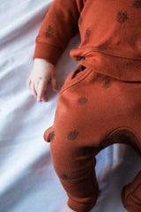 Organic Printed Sweatshirt & Jogger Set in Cinnamon Pinecone | Lovedbaby - Jenni Kidz
