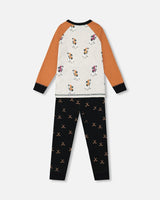 Organic Cotton Printed Hockey Players Two Piece Pajama Set Black | Deux par Deux | Jenni Kidz