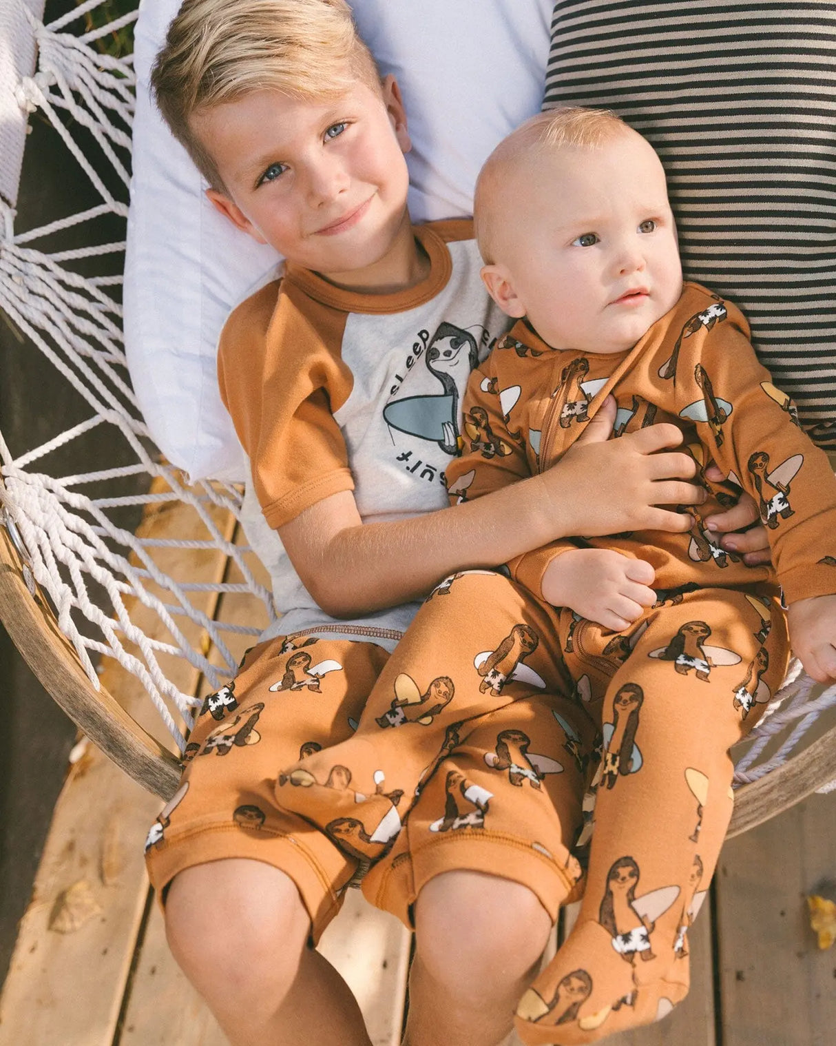 Organic Cotton Two-Piece Short Pajama Set Sloths On Tan And Mottled Background | Deux par Deux | Jenni Kidz