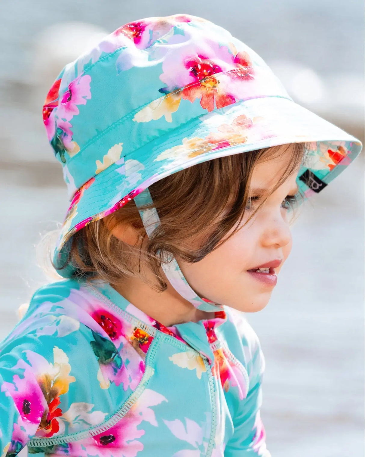 Printed Beach Sun Hat Turquoise And Pink Flowers | Deux par Deux | Jenni Kidz