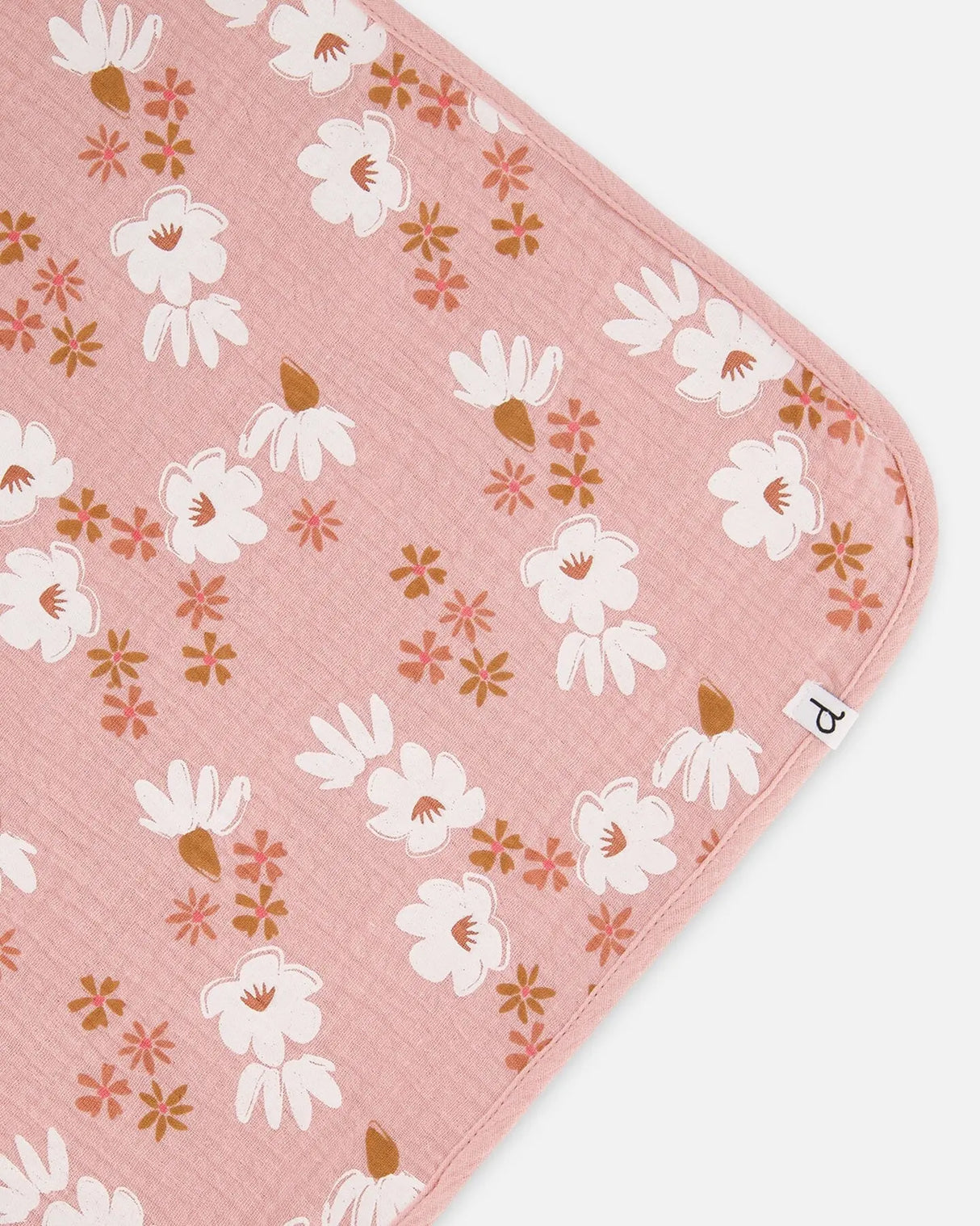 Printed Muslin Blanket Pink And White Flowers | Deux par Deux | Jenni Kidz