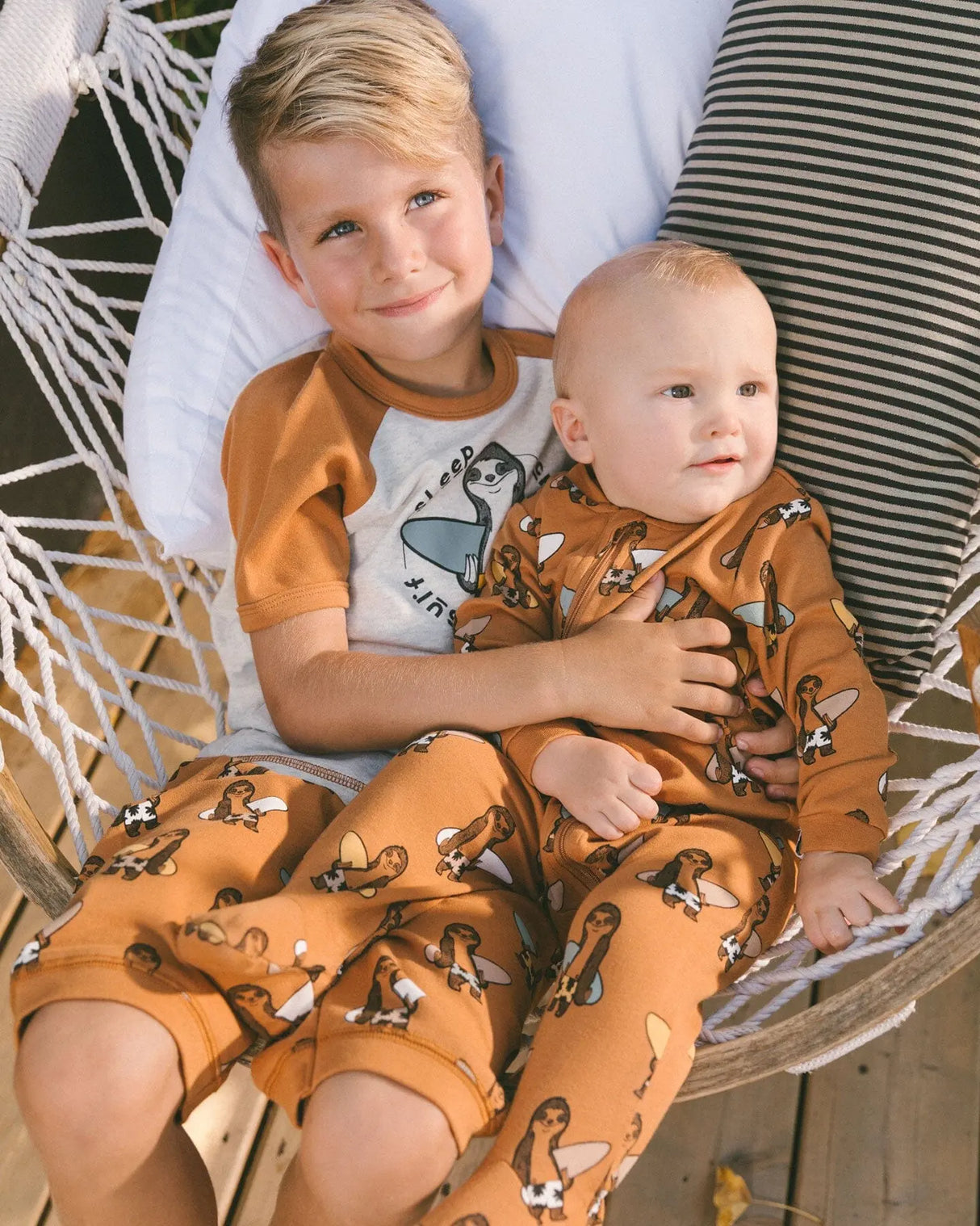 Printed Organic Cotton One-Piece Pajama Sloths On Tan Background | Deux par Deux | Jenni Kidz