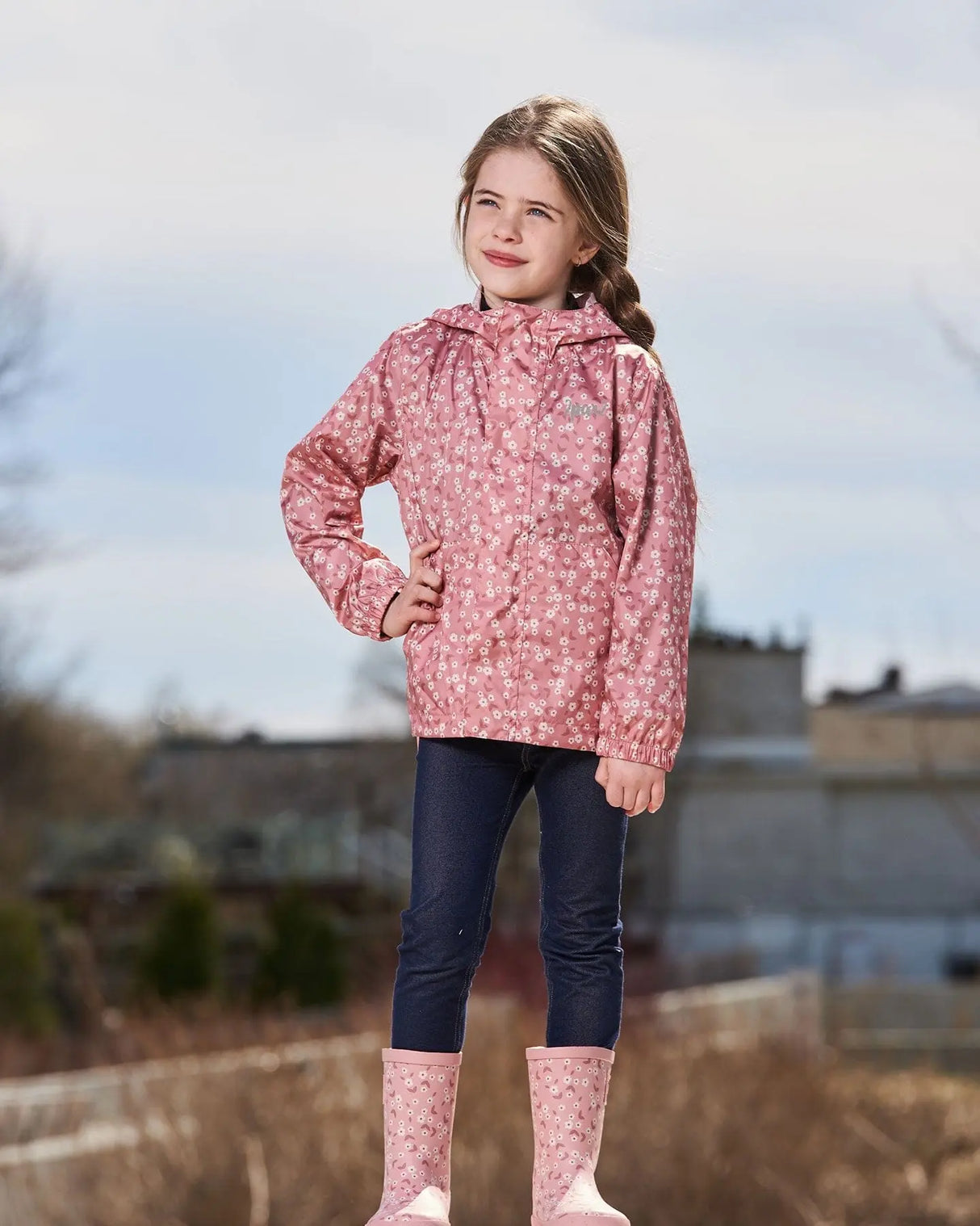 Printed Packable Windbreaker Small White Flowers On Pale Pink | Deux par Deux | Jenni Kidz