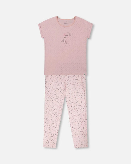 Women'S Printed Organic Cotton Two-Piece Pajama Set Small Pink Flowers On Pale Pink Background | Deux par Deux | Jenni Kidz